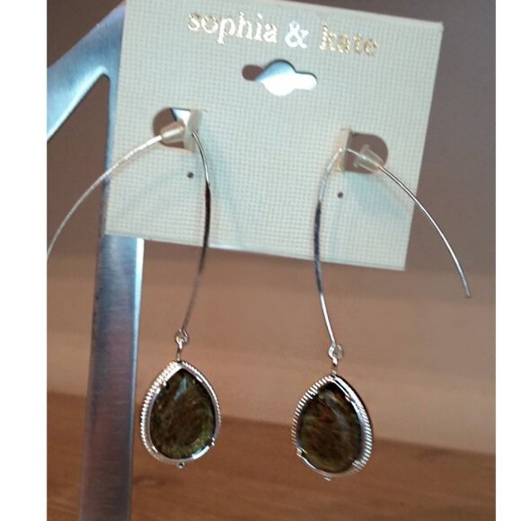Nwt Sophia and Kate Trendy Hook Wire Teardrop Dangle Drop Earrings Dressy Casual - Picture 2 of 4